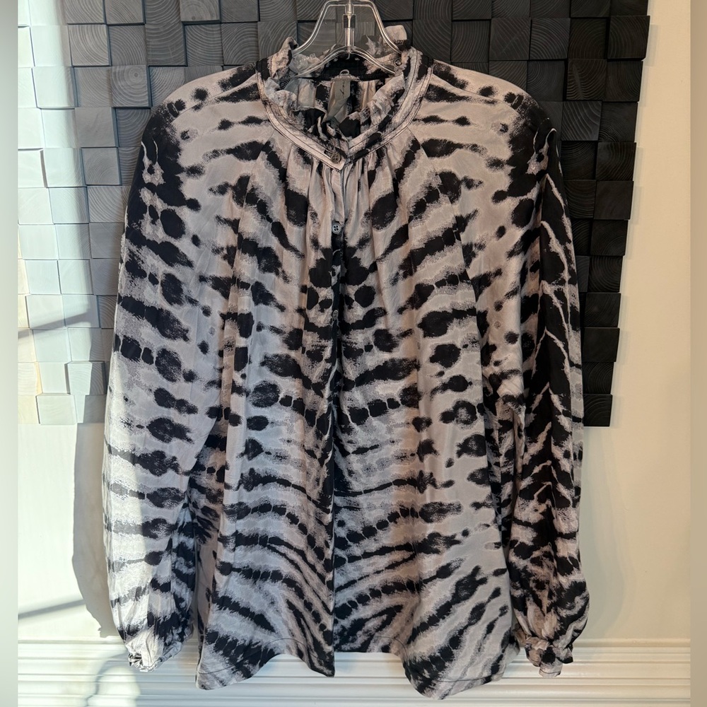 Raquel Allegra Black and White Poet Tie-Dye Blouse